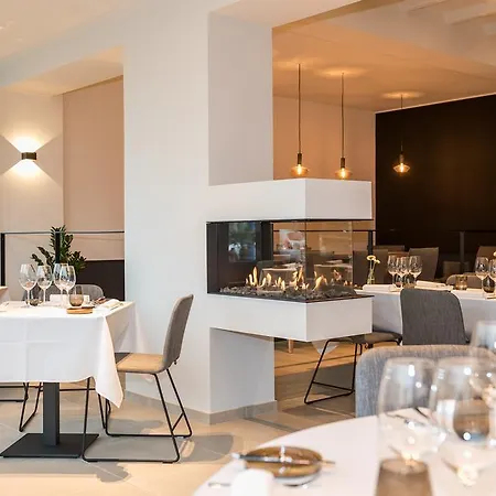 Hotel Carnac 3*